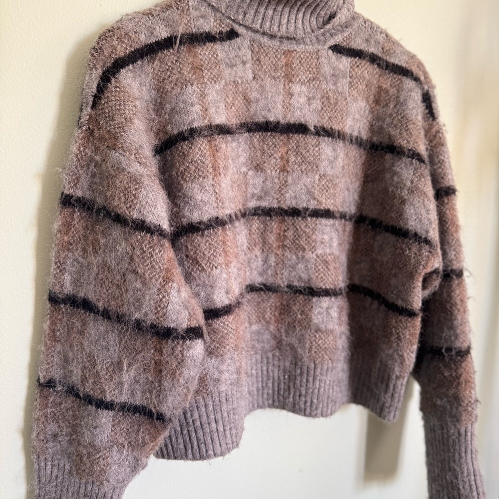 RD Style Plaid Turtleneck Sweater in Brown and Black - Picture 4 of 5